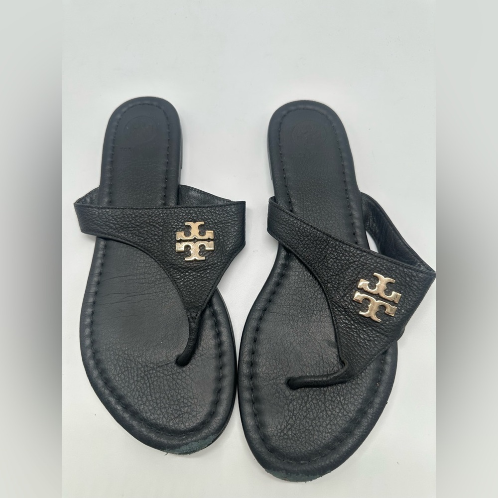 Tory Burch Black Leather Thong Sandals with Gold Emblem Logo - Picture 4 of 8